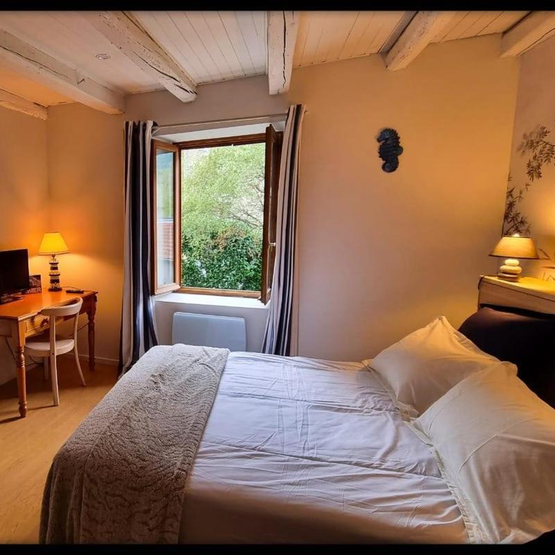 Les Jardins De Kuz - Baleine Hotel Bernin Bagian luar foto