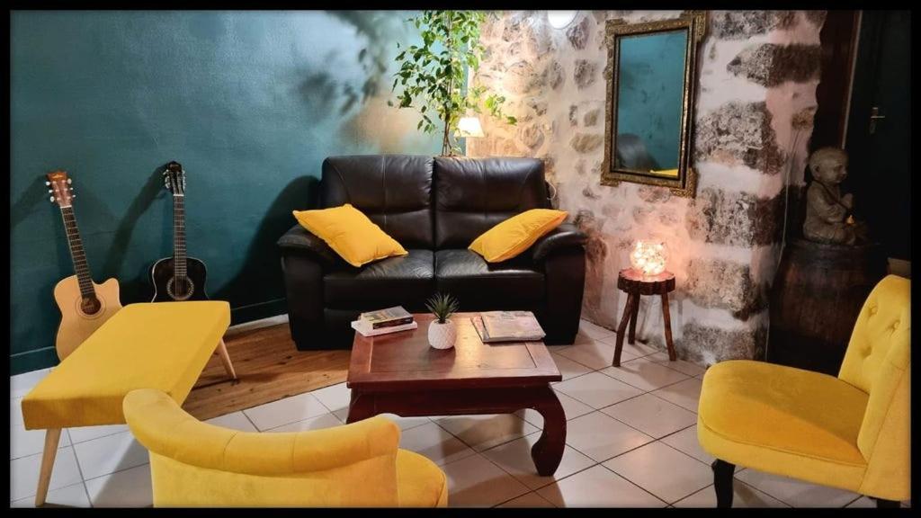 Les Jardins De Kuz - Baleine Hotel Bernin Bagian luar foto